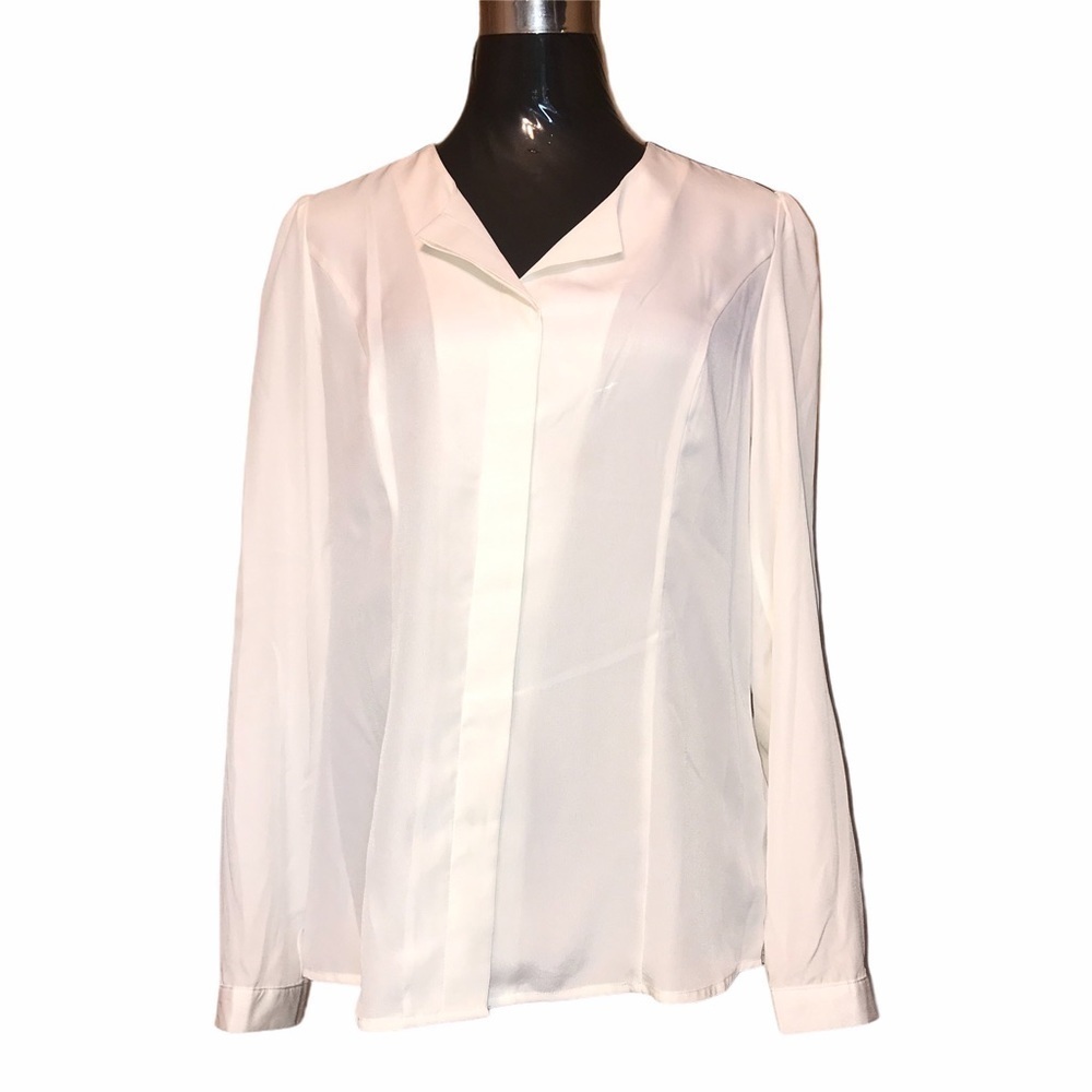 Classy Workwear Como Black White Contrast Blouse Small Soft Flowy Semi-Sheer